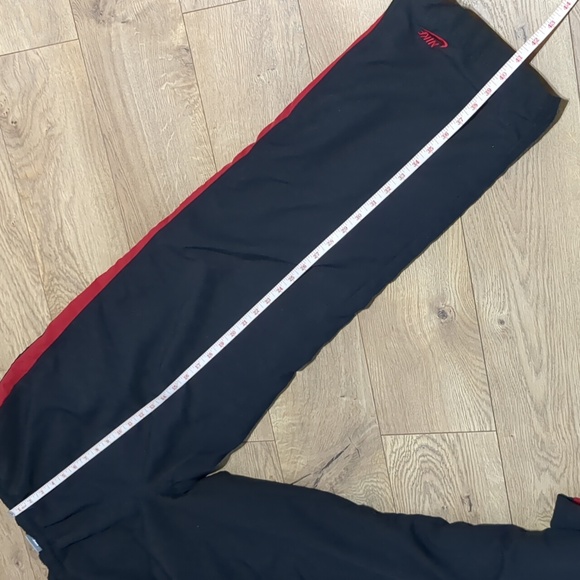Vintage Nike Pants Black Red Stripe Lined Windbreaker Basketball warm size M - Picture 9 of 10